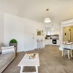 Caneis Apartamento