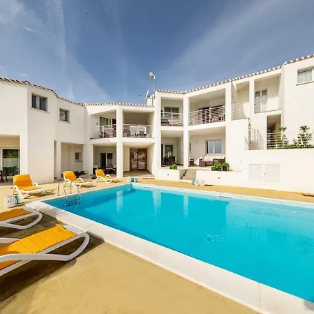 Caneis Apartamento