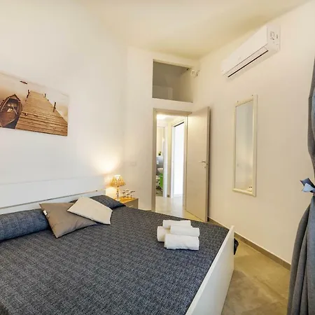 Caneis Apartment
