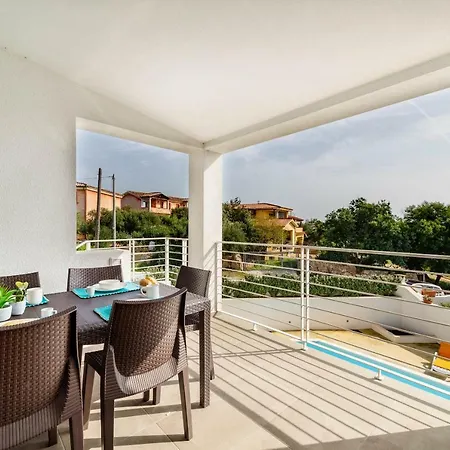 Caneis * 산테오도로