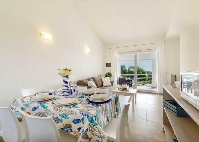 公寓 Caneis 圣特奥多罗