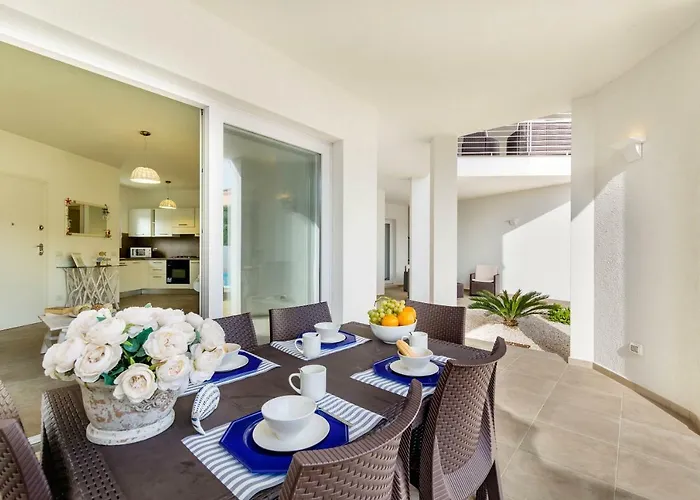 公寓 Caneis 圣特奥多罗