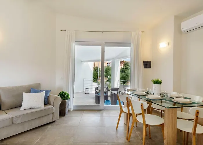 公寓 Caneis 圣特奥多罗